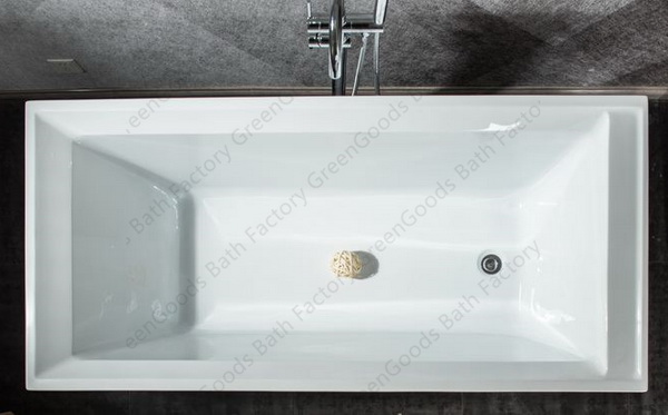 1700mm freestanding square bathtub