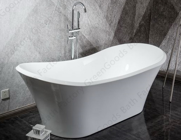Roll top freestanding bath tub with freestanding tub faucet