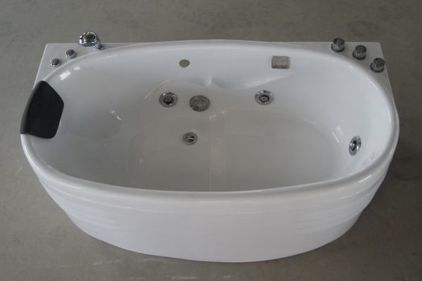 Oval whirlpool tubs from top view