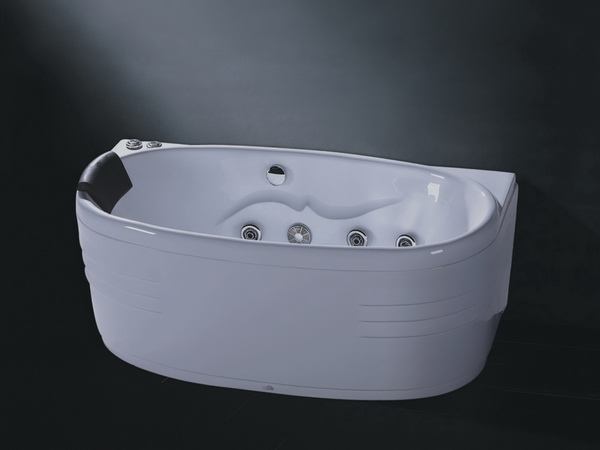Oval whirlpool tubs close look
